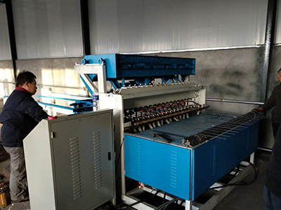 橋梁隧道網焊網機