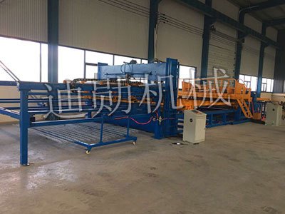 全自動護欄網生產線