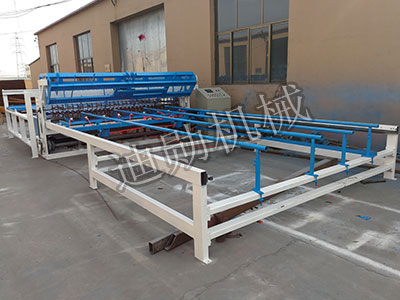 自動護欄網片機械